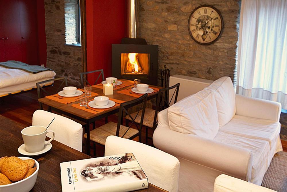 Cal Bou Rural Resort Fontaneda Habitación foto